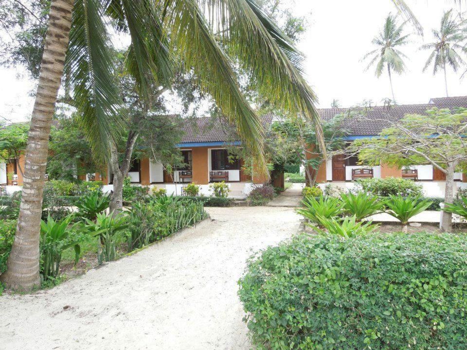 Funky Squids Beach Resort Bagamoyo Exteriér fotografie
